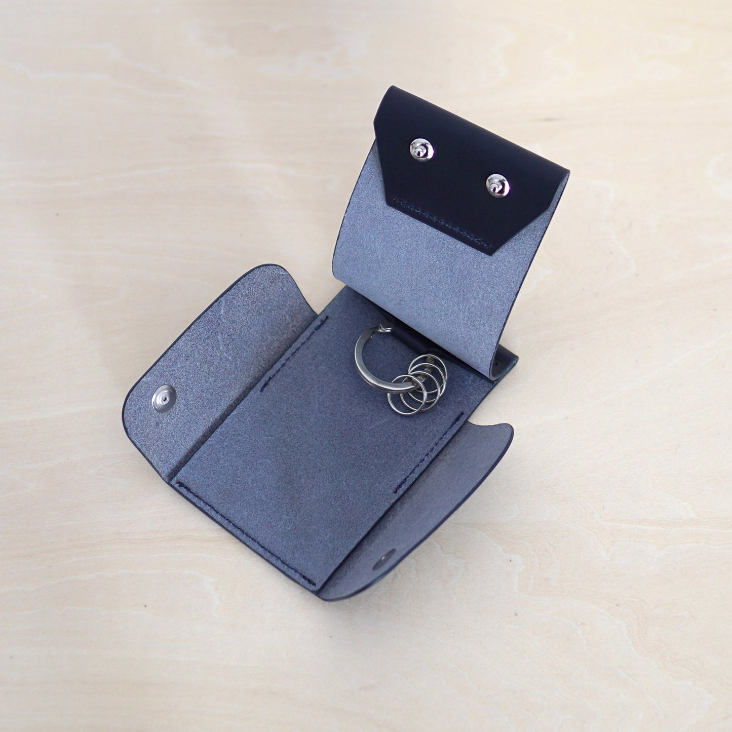 LOOP / KEY CASE