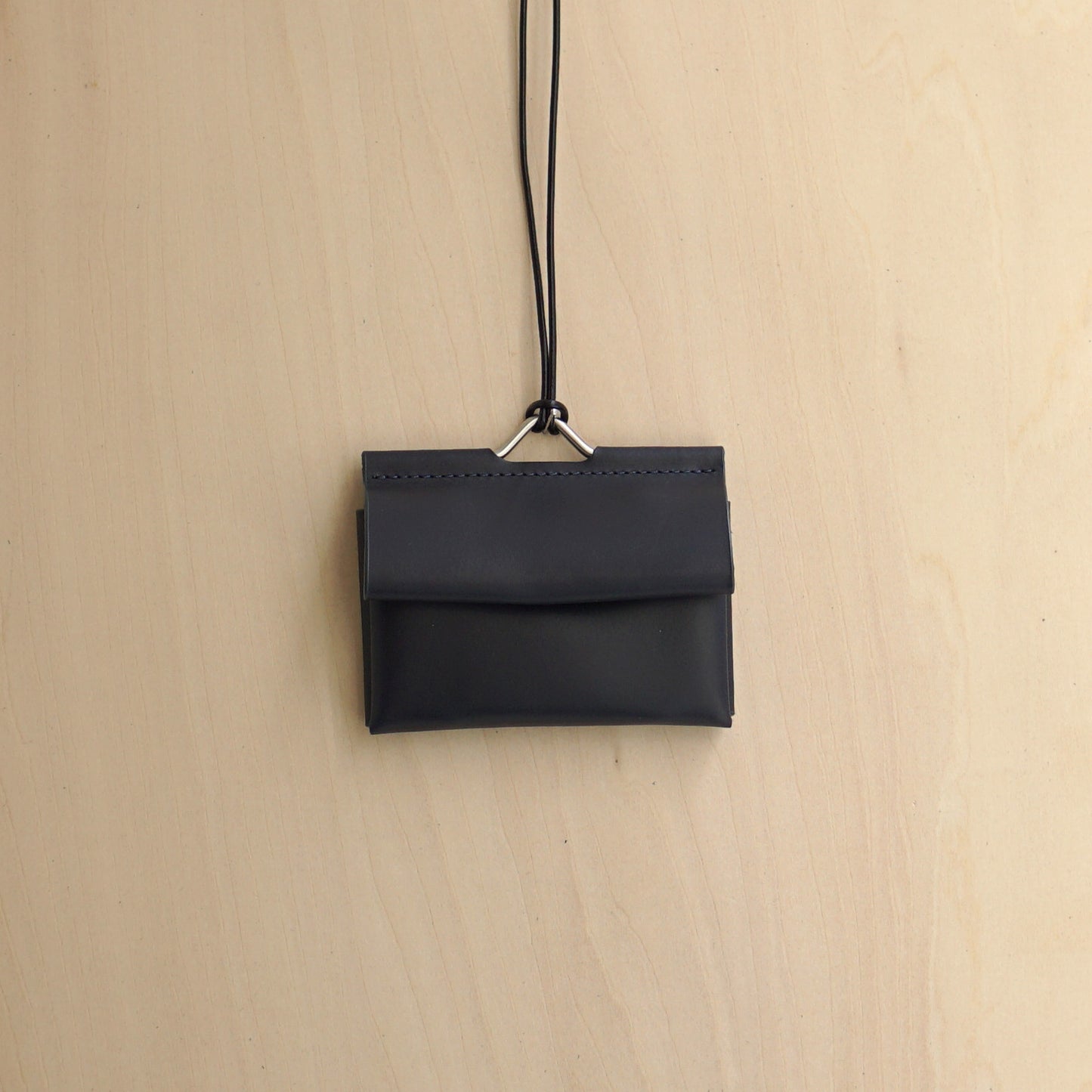 LOOP / COIN CASE
