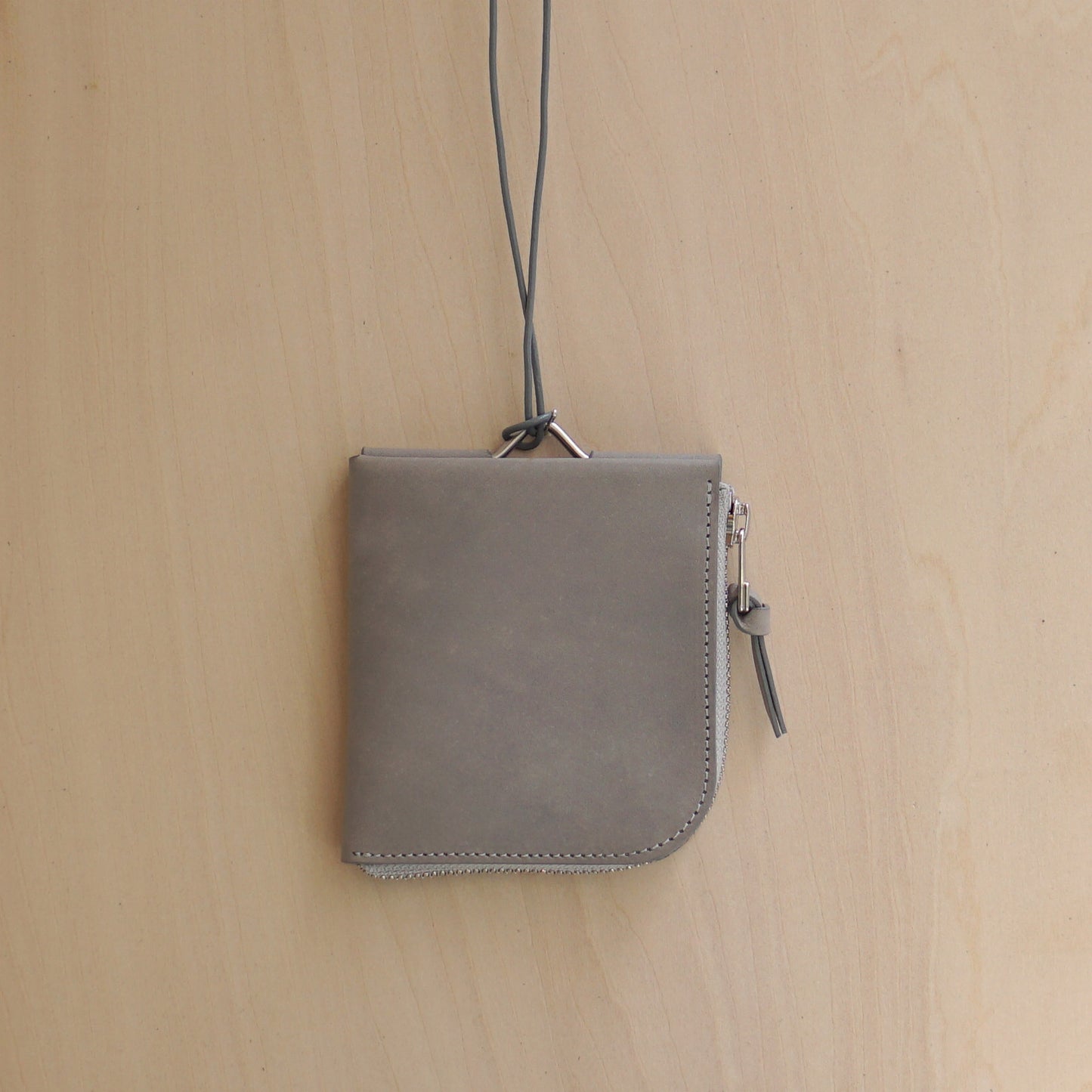 LOOP / L-ZIP small