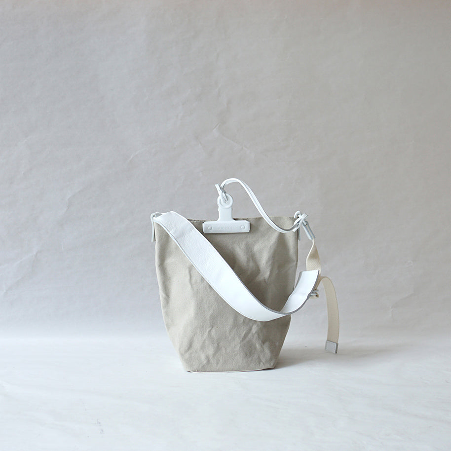 CLIP / BUCKET SS