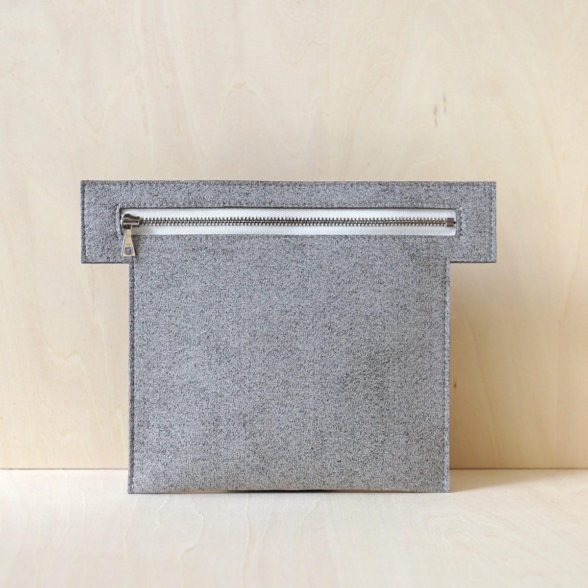 T-POUCH / M