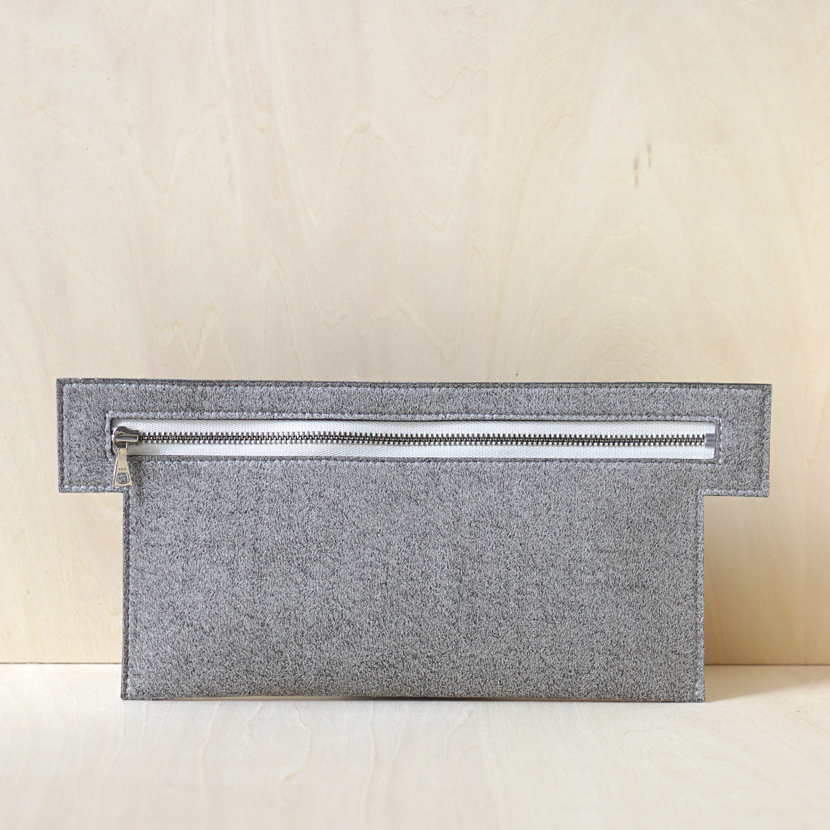 T-POUCH / P