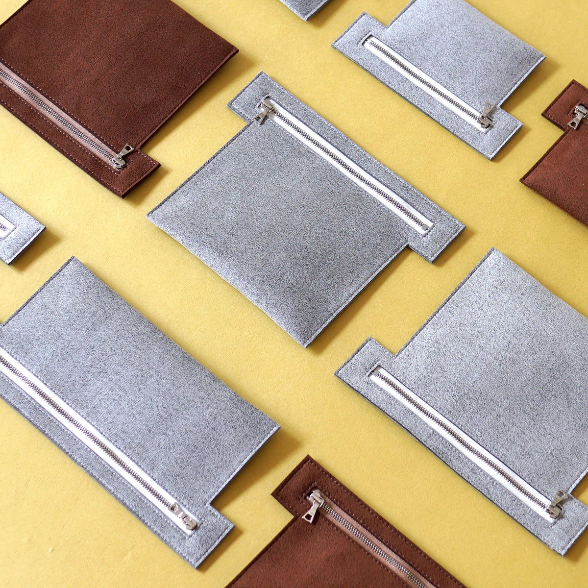 T-POUCH / M